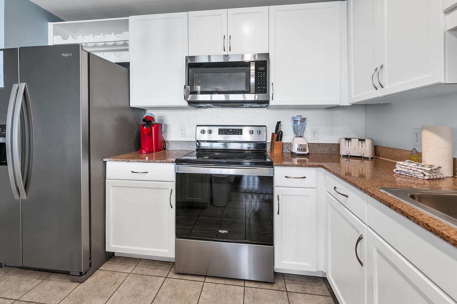 Laketown Wharf 827 - Life's A By Emerald Coast Retreats Holiday home *