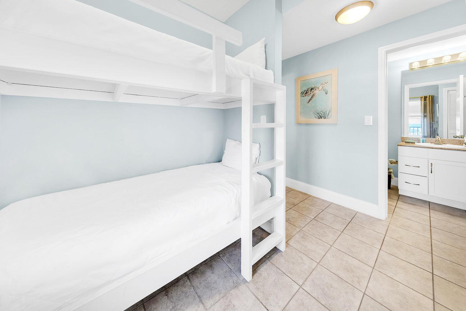 Laketown Wharf 827 - Life's A By Emerald Coast Retreats Holiday home