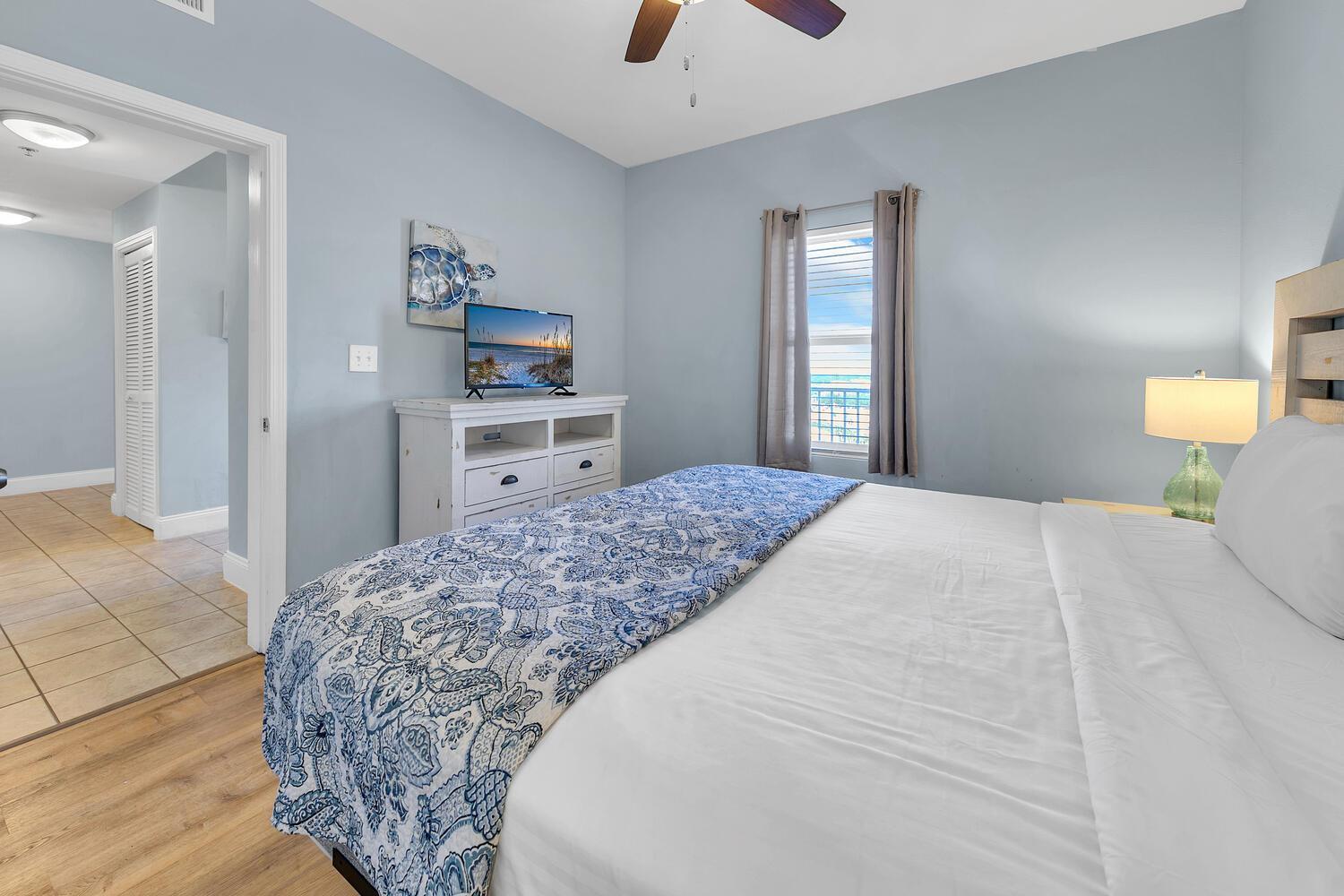 Holiday home Laketown Wharf 827 - Life's A By Emerald Coast Retreats