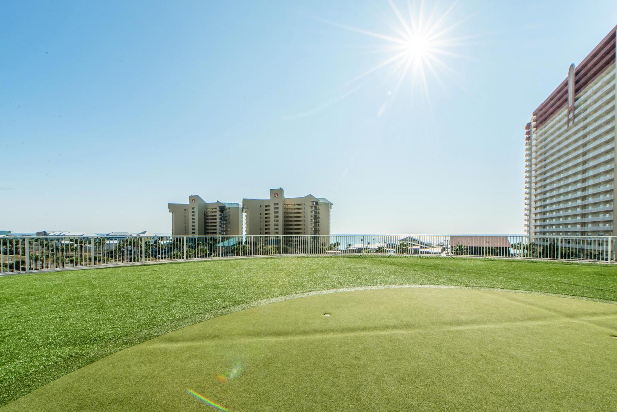 Holiday home Laketown Wharf 827 - Life's A By Emerald Coast Retreats *